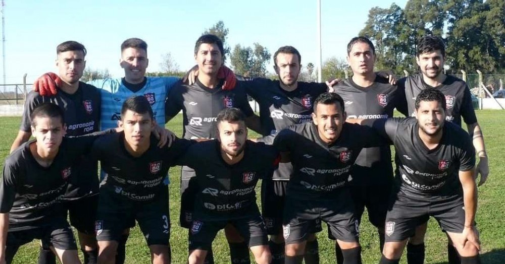 Dejó sin invicto a Racing de Colón al ganarle 3 a 2.