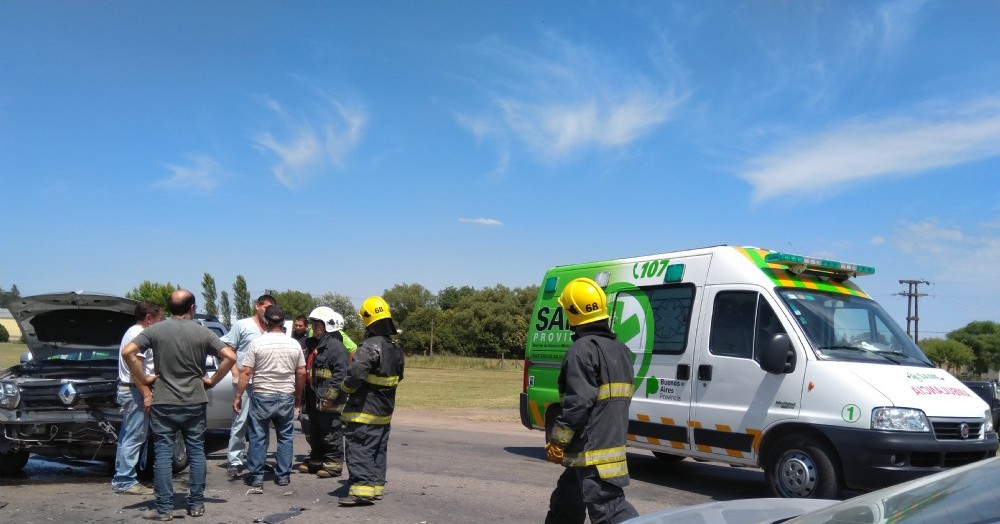 Los dos conductores resultaron heridos.