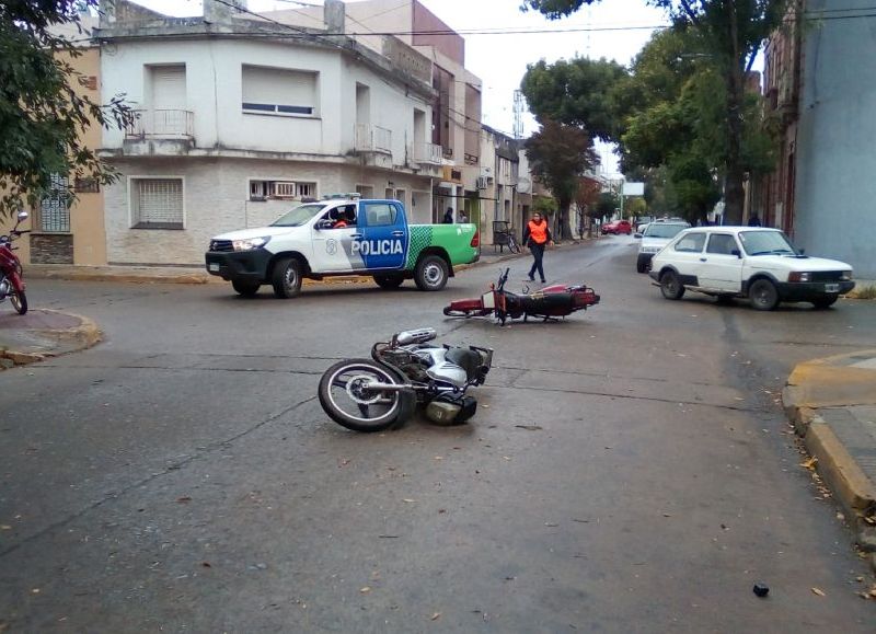 Ambos conductores fueron trasladados al Hospital.