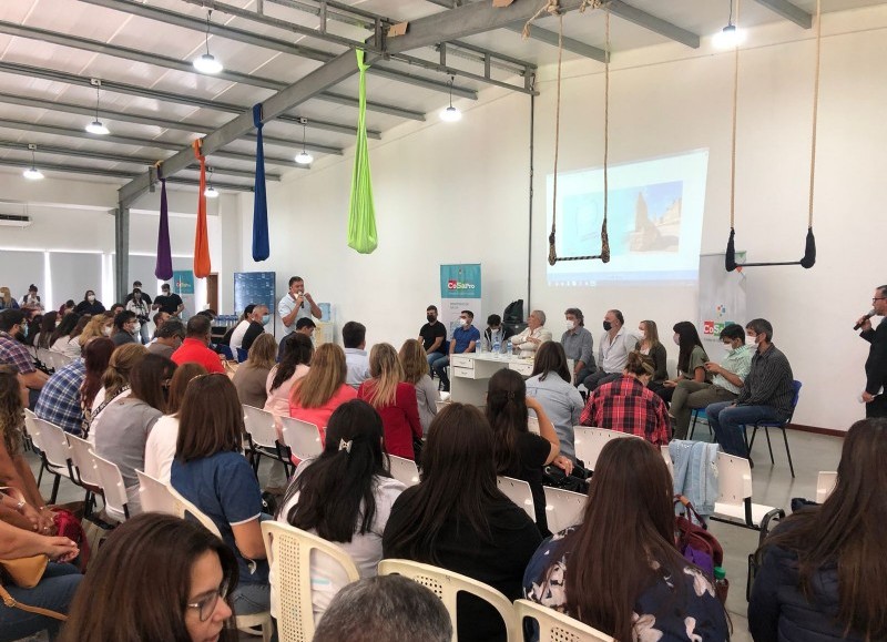Realizado en Colón. 