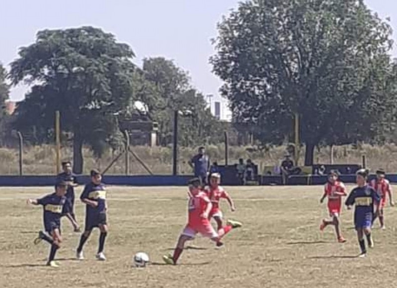 En estos días siempre juegan los equipos B de Argentino y Jorge Newbery.