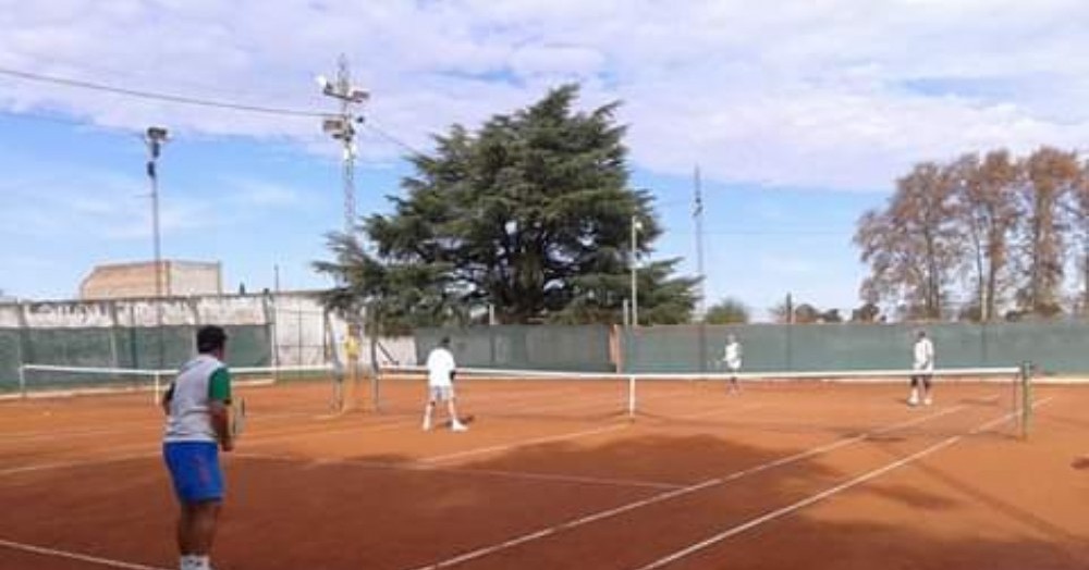 Clases en el Parque General Alvear (foto de archivo).