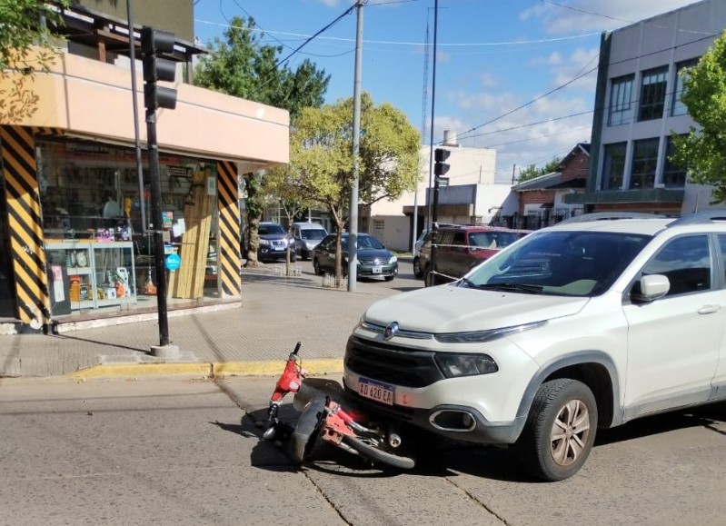 El conductor del rodado menor estaría complicado.