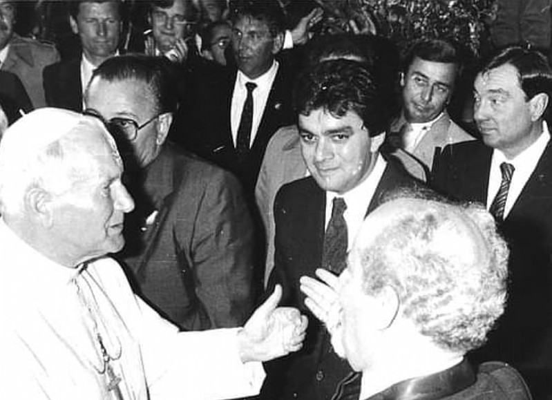 Instantánea del encuentro con Juan Pablo II.
