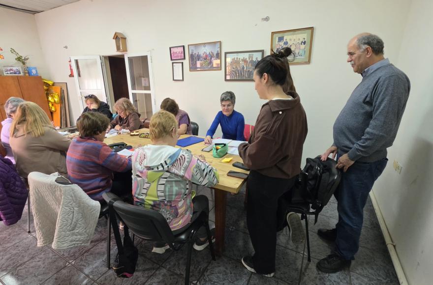 Taller Municipal de Estimulación Cognitiva para adultos mayores