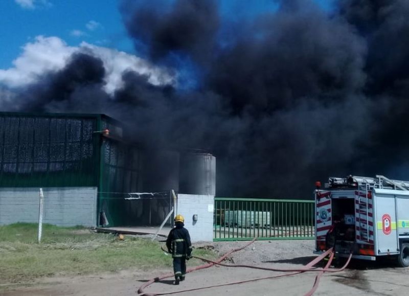 Según el comunicado de CAECO, no hubo víctimas, pero habrá que investigar si los restos del incendio pueden provocar problemas de salud a los ciudadanos.