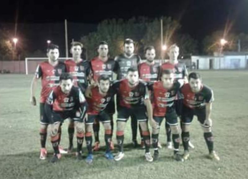 Goleó 5 a 1 a Ambos Mundos de Junín.