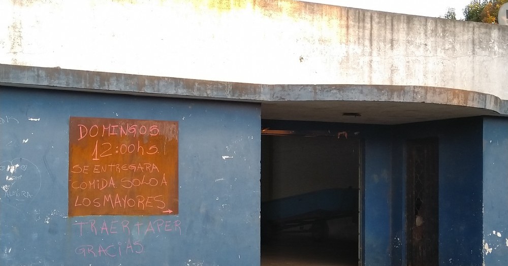 Almuerzo gratis en Barrio La Loma.