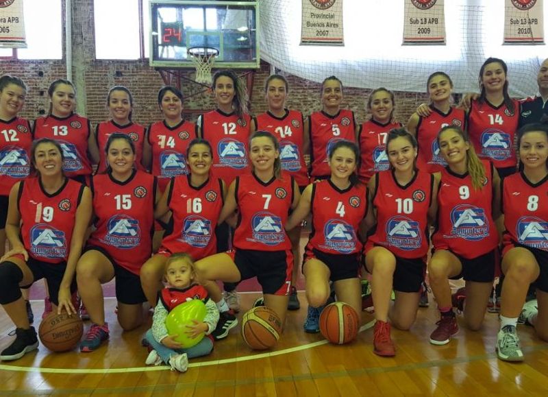 Las chicas se miden ante Ciclista.