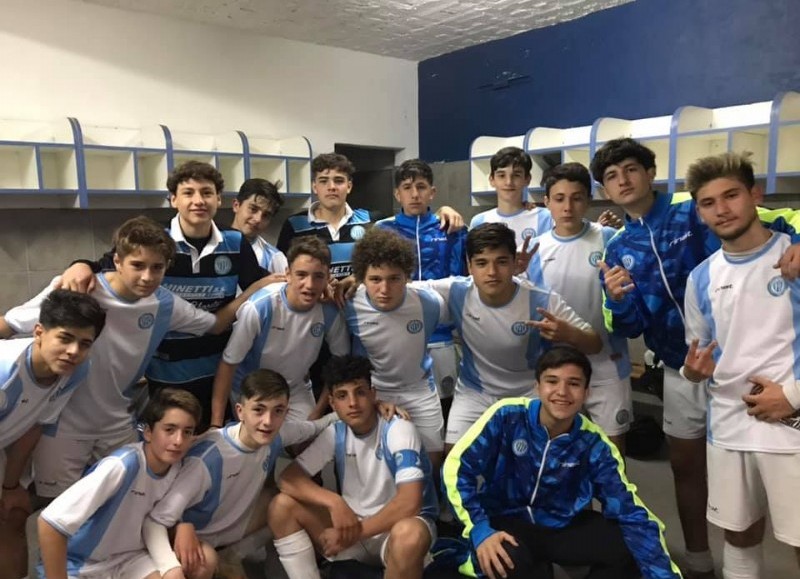 La sub 15 se alzó con un 2-0.