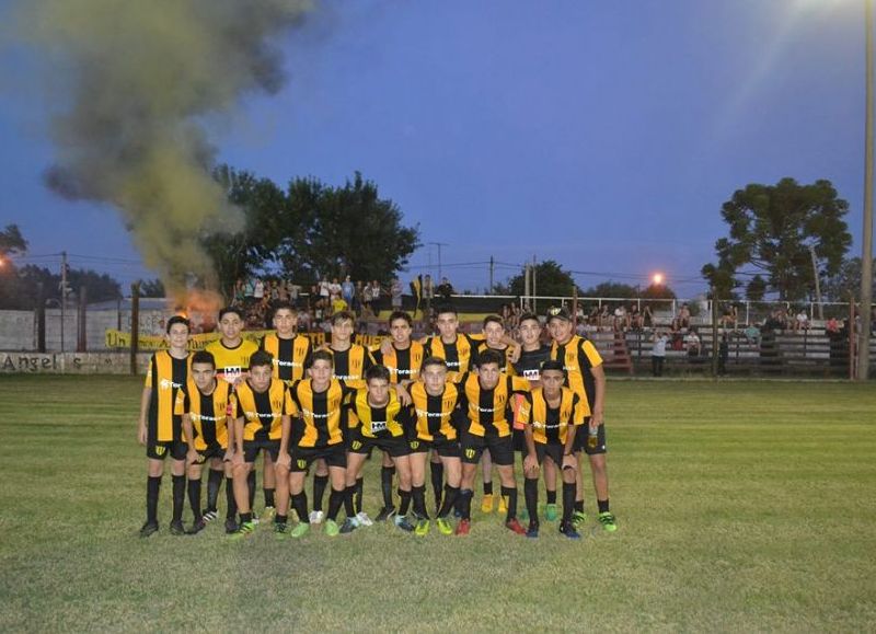 La Sub 15 de El Huracán.