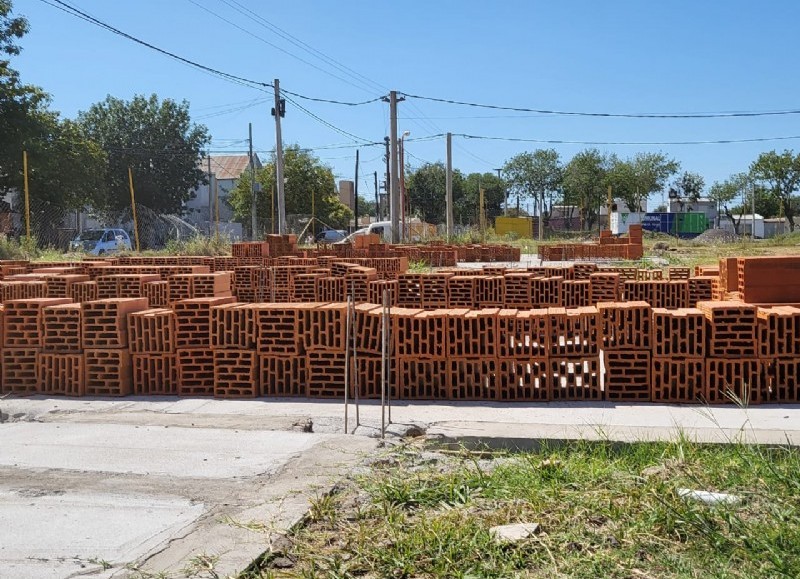 Todo listo para levantar las paredes.