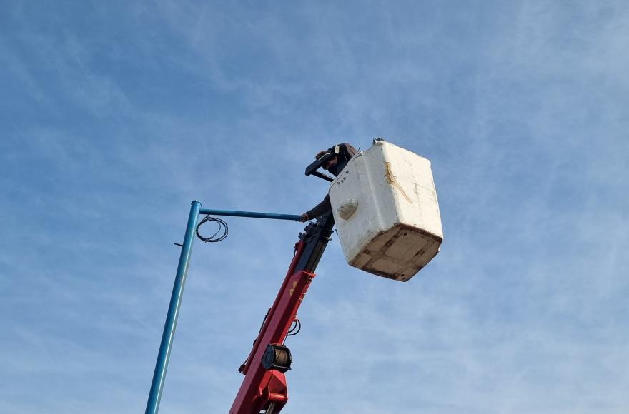 Se instalaron nuevas luminarias en Carabelas