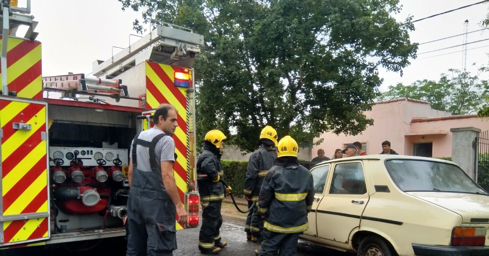 Bomberos Voluntarios en acción en Navidad.