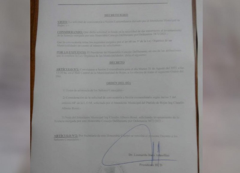 El presidente del cuerpo legislativo convocó al pleno de concejales para tratar el asunto y aceptar el levantamiento de la licencia de Rossi y que vuelva al sillón de Juan G. Muñoz. 