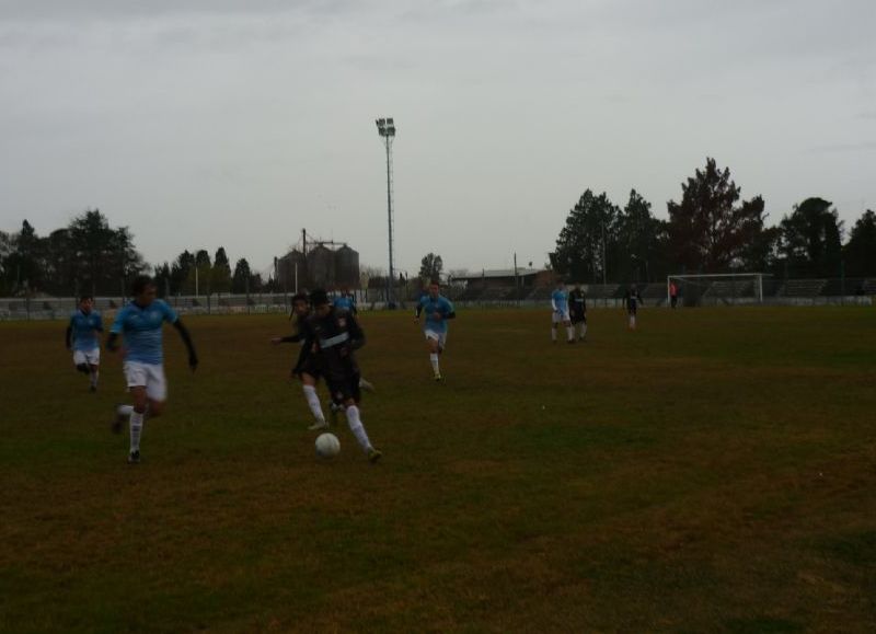 Chocan Argentino y Juventud.