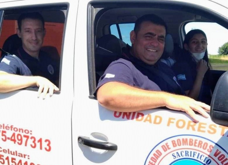 Informaron que están “orgullosos de los cuarteles de Bomberos Voluntarios de nuestro distrito por su participación en el combate de los incendios forestales en la Provincia de Corrientes”.