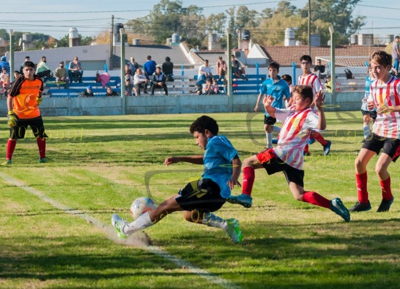 Arrancó la acción.