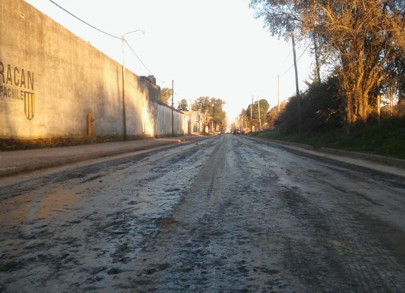 Asfalto para los barrios.