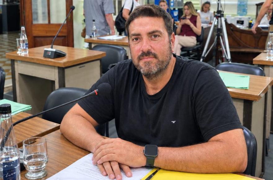 Baguear presentó “Rojas Crece”