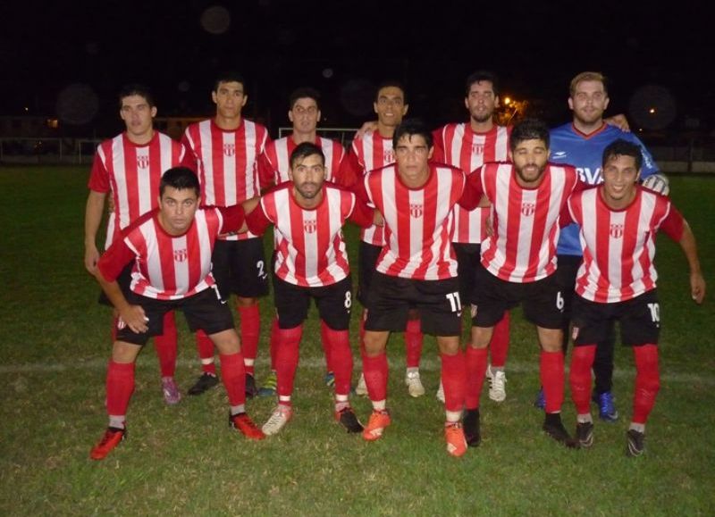 Los clásicos rivales de barrio Unión definirán el torneo.