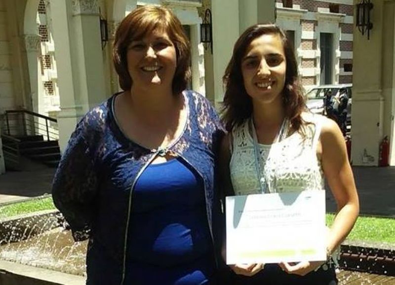 Sabrina Curia Corsetti, mejor promedio del distrito y proyecto comunitario de la Provincia.