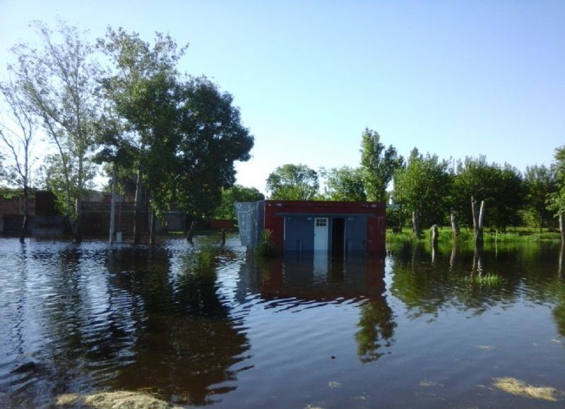 Imágenes desoladoras del avance del agua.