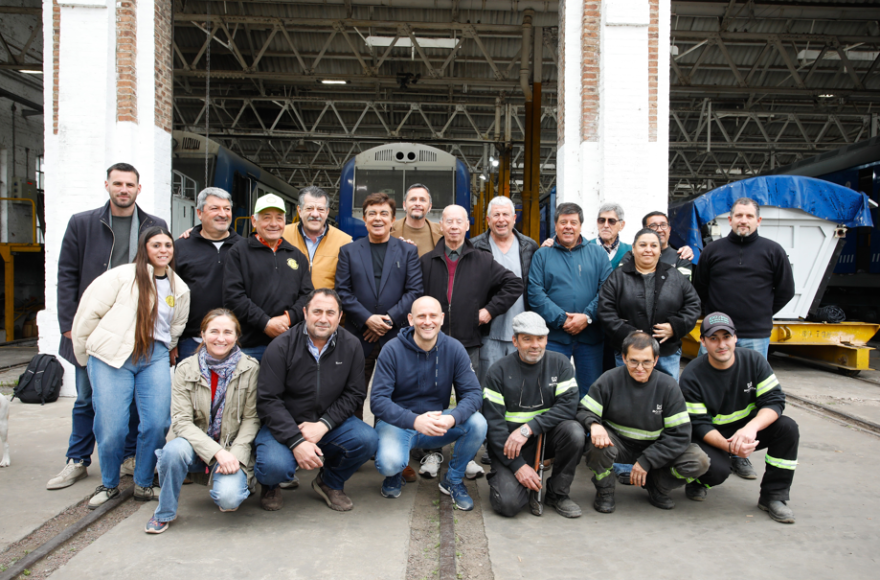 Espinoza recorri&oacute; el interior bonaerense y llam&oacute; a &ldquo;construir una planificaci&oacute;n estrat&eacute;gica&rdquo; para el campo y la industria argentina junto a Kicillof