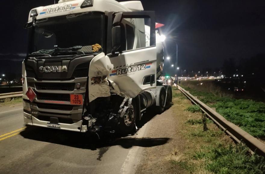 Accidente fatal en la Ruta nacional 188, a la altura del puente del Río: un hombre perdió la vida