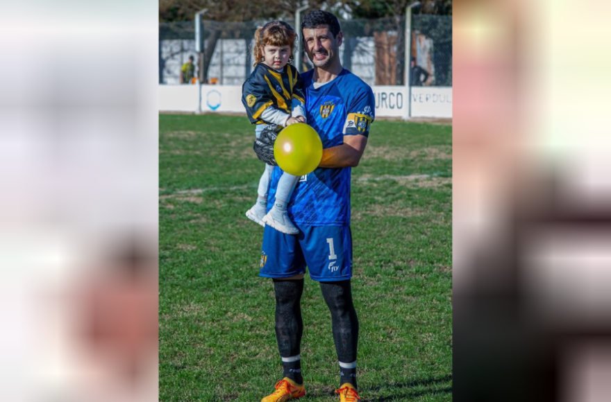 Tuto Speroni, histórico futbolista rojense anunció su retiro.