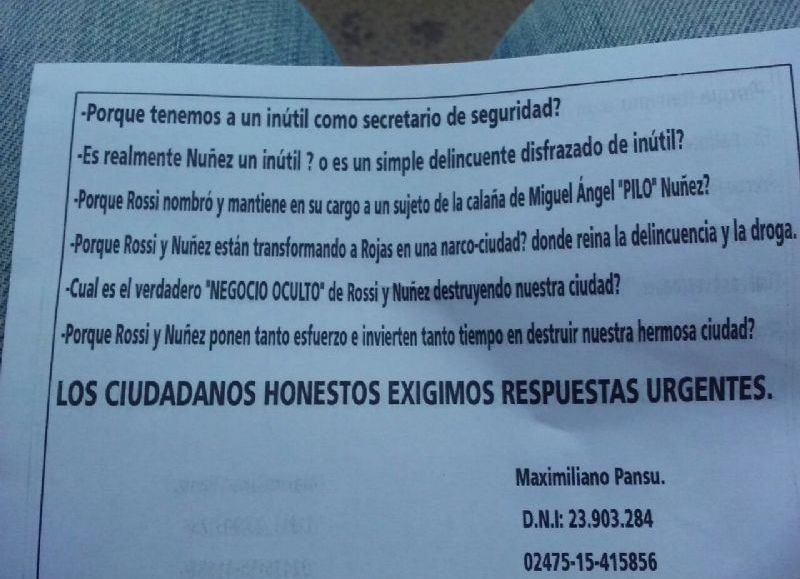 El panfleto que dice que Núñez es un inútil.