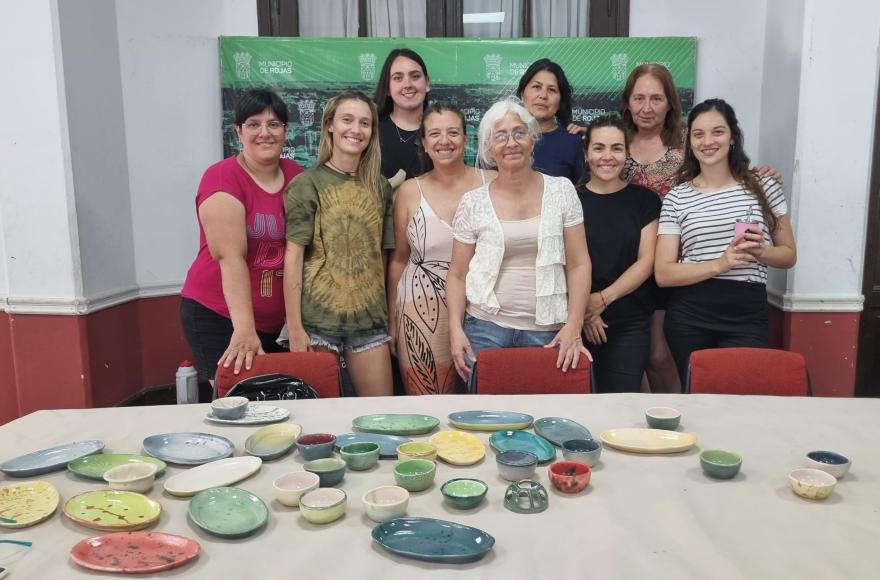 Culminaron los Talleres Municipales de Introducción a la Narratología y Cerámica