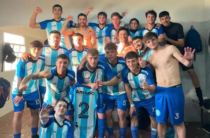 Argentino volvió a festejar en el clásico y lidera la Zona Rojas