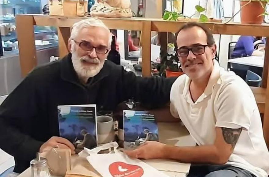La editorial rojense comparte espacio con los autores y las editoriales más importantes del país.