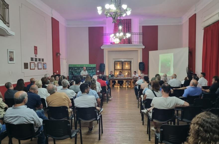 Presentación en el Centro Cultural Sabato.