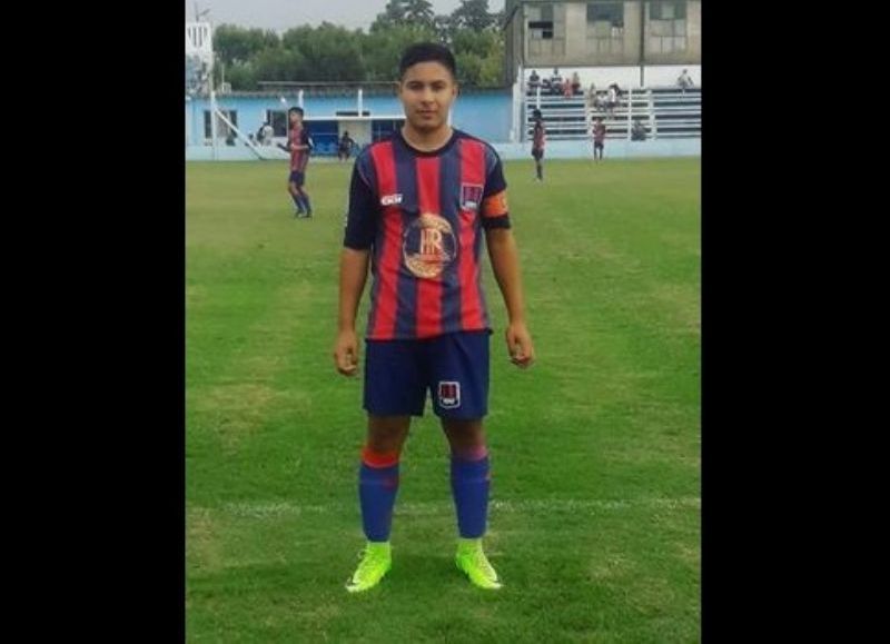 Futbolista de Unión de Carabelas.