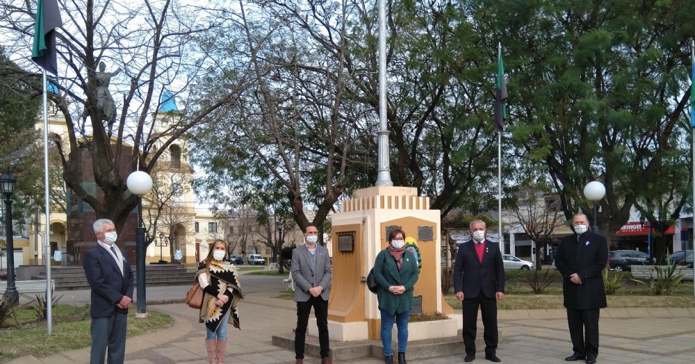 Ceremonia en Plaza San Martín.