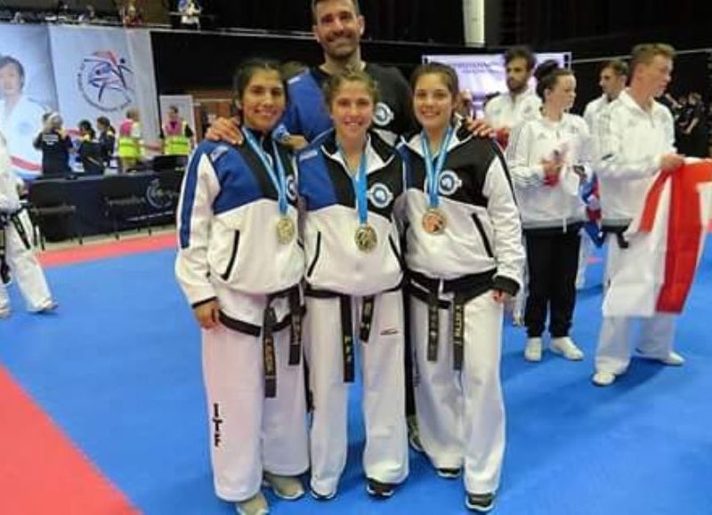 Ambos también trajeron preseas de Plata.