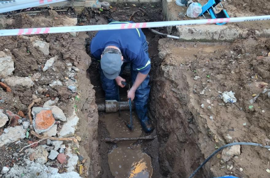 Continúan los trabajos de Obras Sanitarias