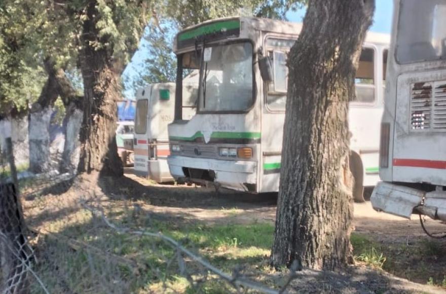 Casi sin maquinas propias, vuelven los alquileres a terceros.