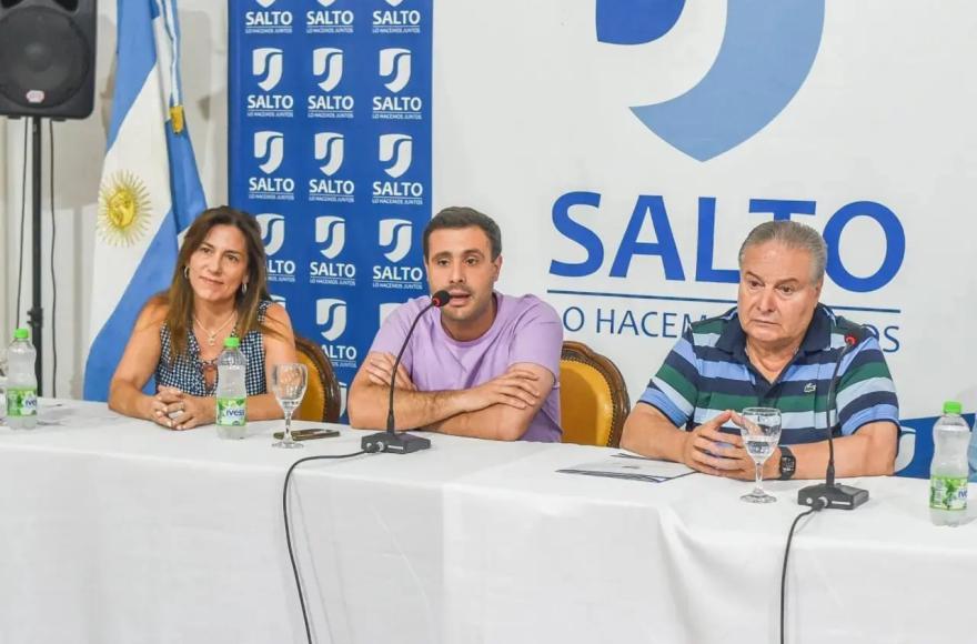 Ricardo Alessandro, Camilo Alessandro y Cristina Patriarca.