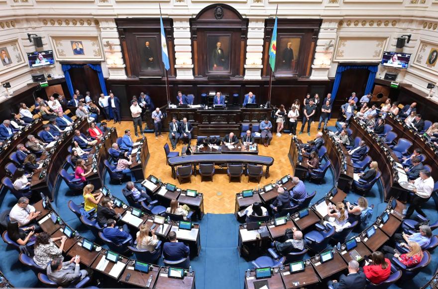 Cuarto intermedio parlamentario.