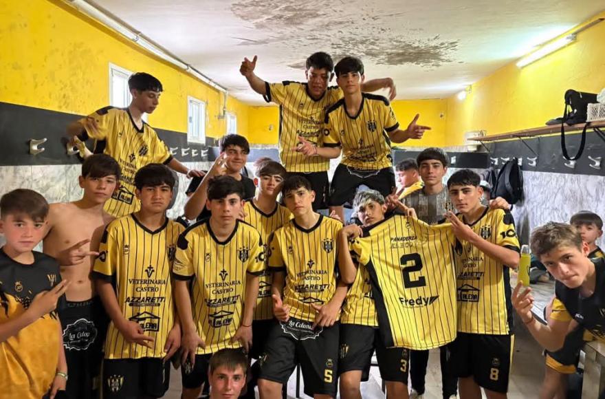Fútbol juvenil: Argentino, Newbery y El Huracán pelean por la punta