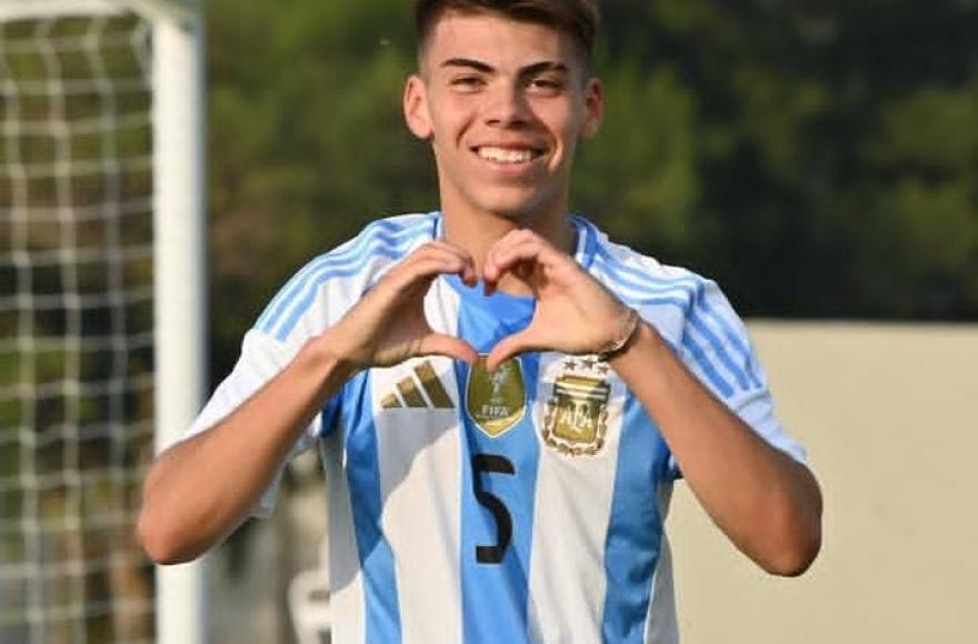 Santi Espíndola en la lista de la Sudamericana de River