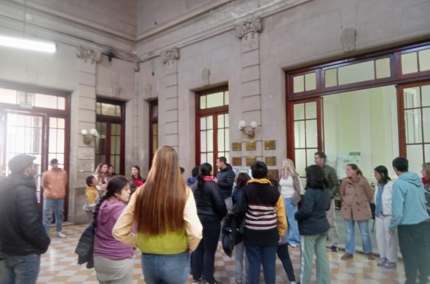 En el marco del programa Escuelas al Concejo.