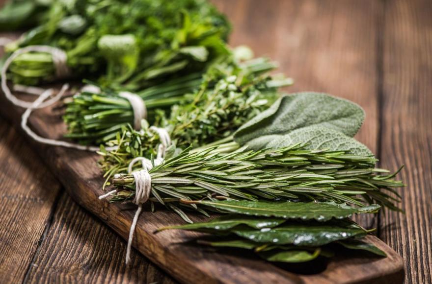 Hierbas aromáticas.