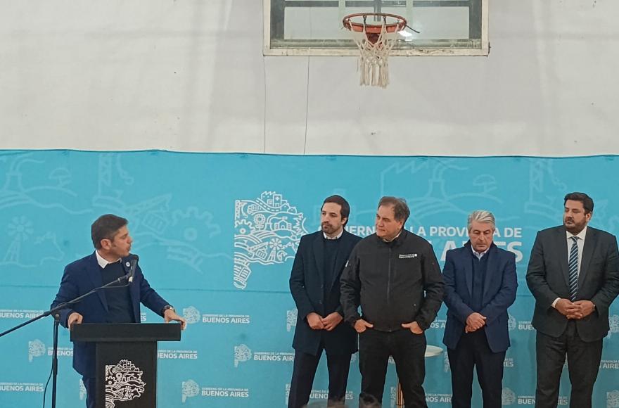 El mandatario estuvo en ese distrito durante unas tres horas.