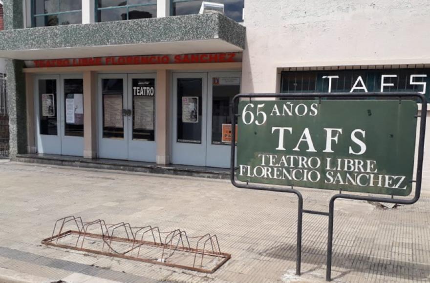 El teatro se prepara para recibir a la obra.