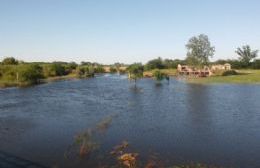 El Municipio de Salto estuvo monitoreando el nivel del Río Rojas en el puente de la Ruta 188