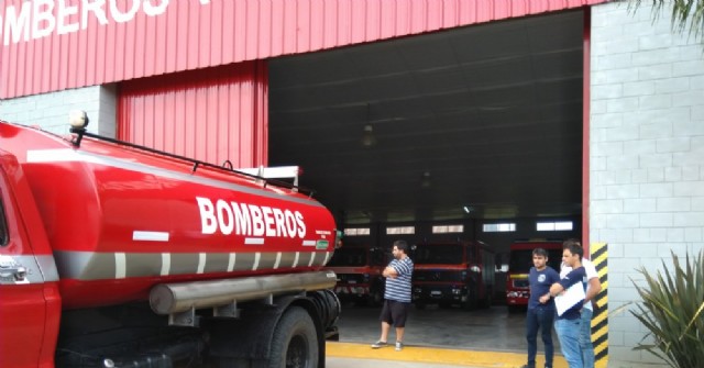 Los Bomberos Voluntarios ya cuentan con el camión cisterna